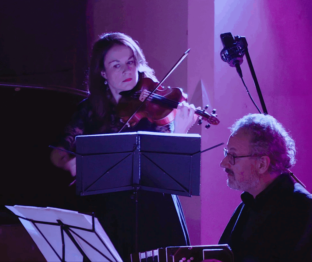 Amma Blanco violin and Julian Rowlands bandoneon